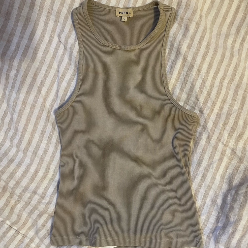 DONNI. Rib Tank in Dune